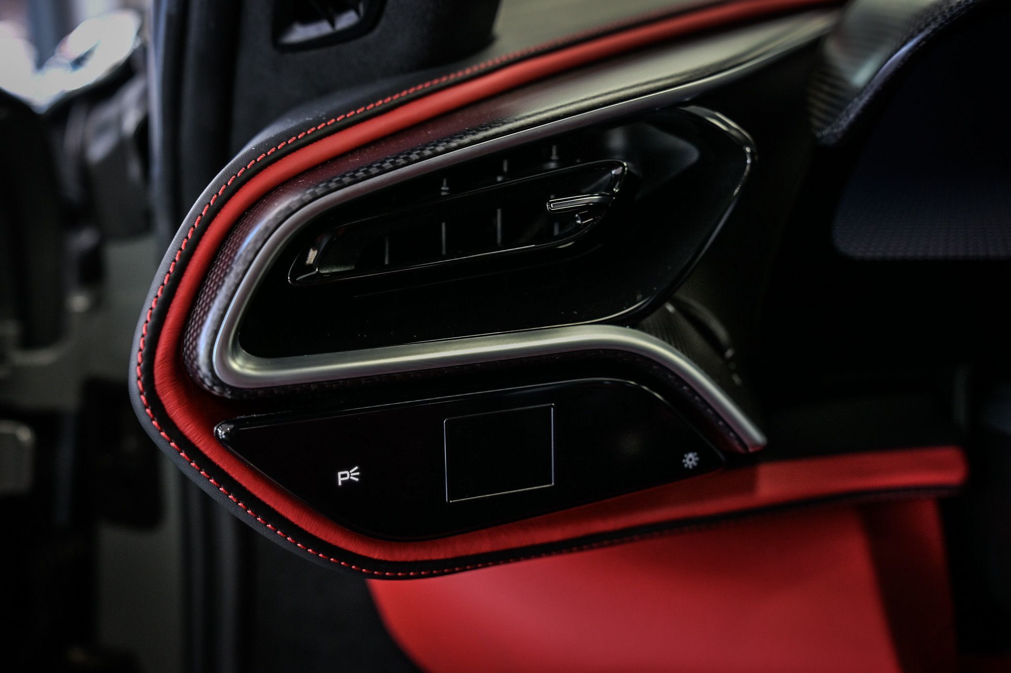 2024 Ferrari 296 GTB photo 32