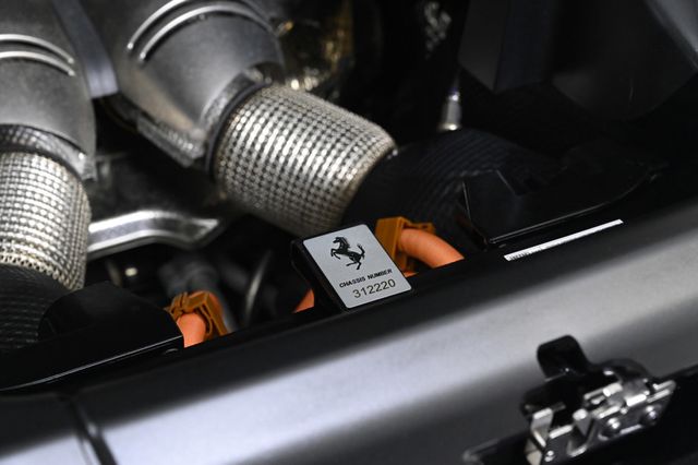 2024 Ferrari 296 GTS Convertible - 22932137 - 22