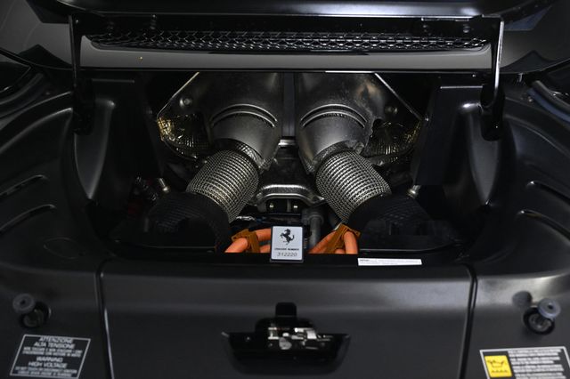 2024 Ferrari 296 GTS Convertible - 22932137 - 3