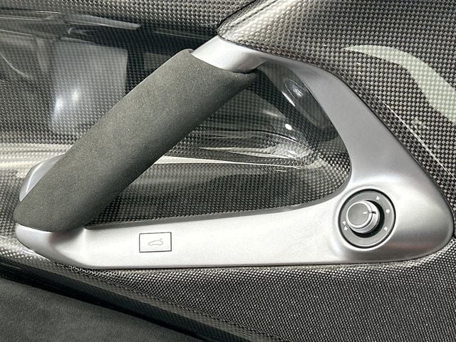 2024 Ferrari 812 Competizione Atelier Personalizzato con Ferrari - 22991795 - 19