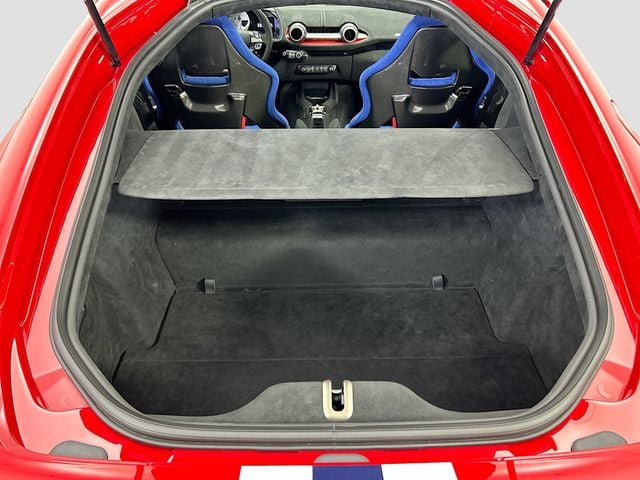 2024 Ferrari 812 Competizione Atelier Personalizzato con Ferrari - 22991795 - 22