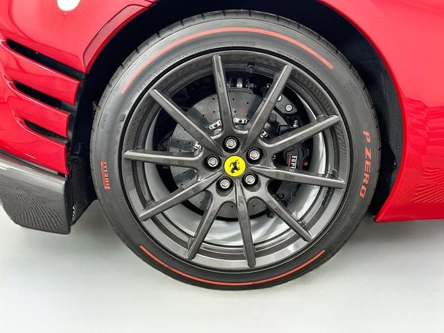 2024 Ferrari 812 Competizione Atelier Personalizzato con Ferrari - 22991795 - 29