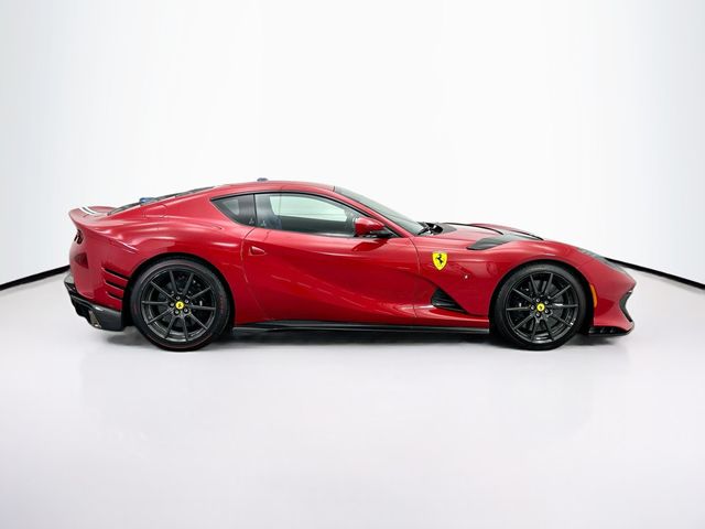 2024 Ferrari 812 Competizione Atelier Personalizzato con Ferrari - 22991795 - 3