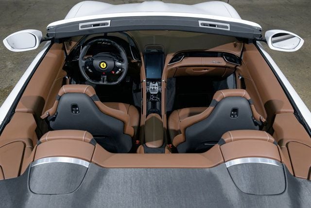 2024 Ferrari Roma Spider photo 16