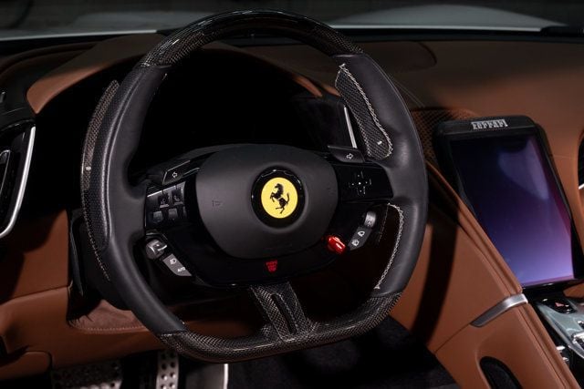 2024 Ferrari Roma Spider photo 17