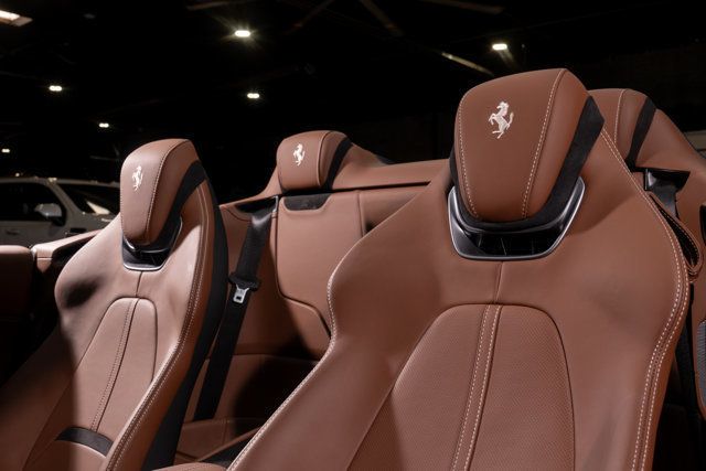 2024 Ferrari Roma Spider photo 28