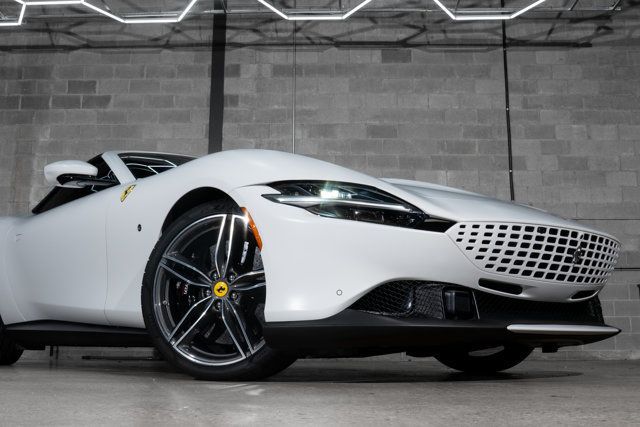 2024 Ferrari Roma Spider photo 37
