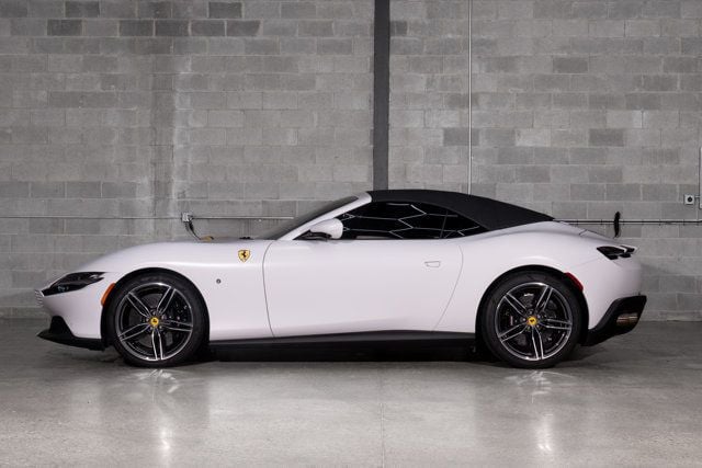 2024 Ferrari Roma Spider photo 8