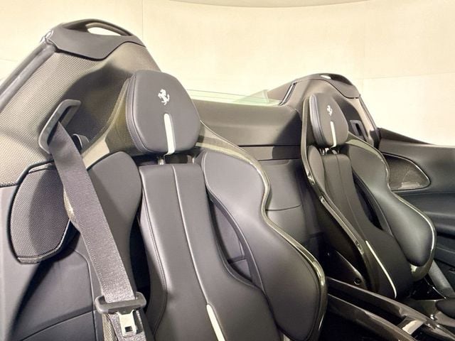 2024 Ferrari SF90 Spider Base - 23047221 - 3