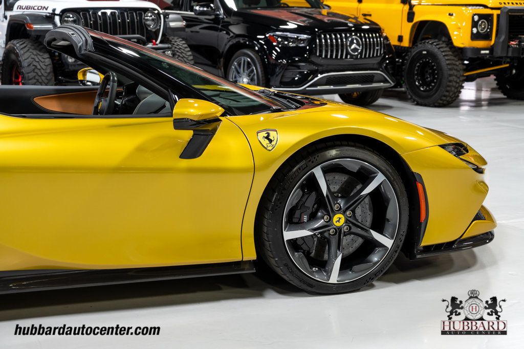2024 Ferrari SF90 Spider Convertible - 23031228 - 40