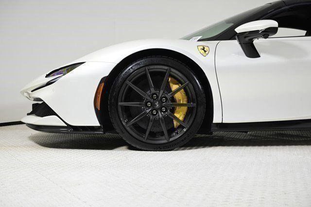 2024 Ferrari SF90 Spider Convertible - 22965582 - 41