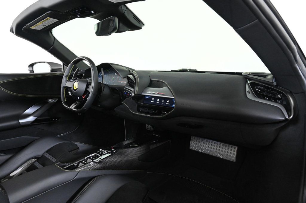 2024 Ferrari SF90 Spider Convertible - 22907100 - 17