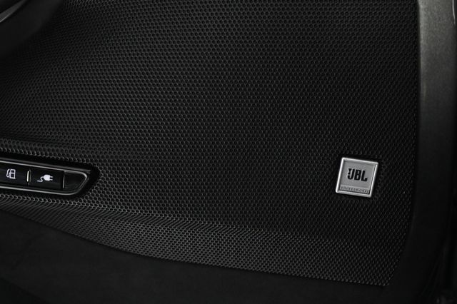 2024 Ferrari SF90 Spider Convertible - 22907100 - 22