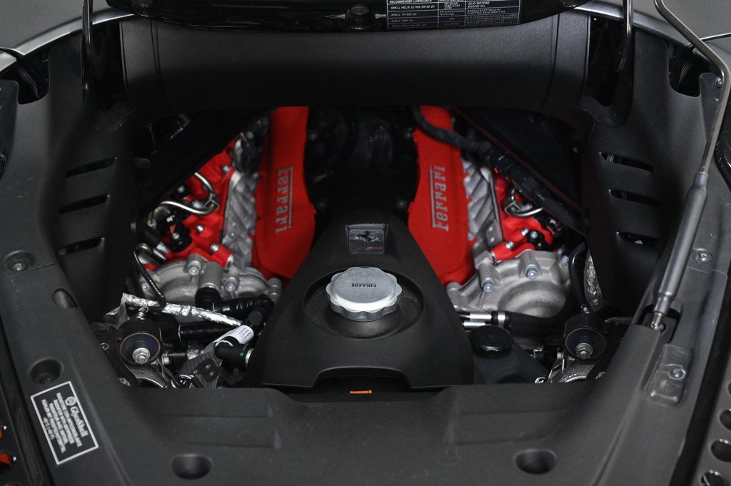 2024 Ferrari SF90 Spider Convertible - 22907100 - 4