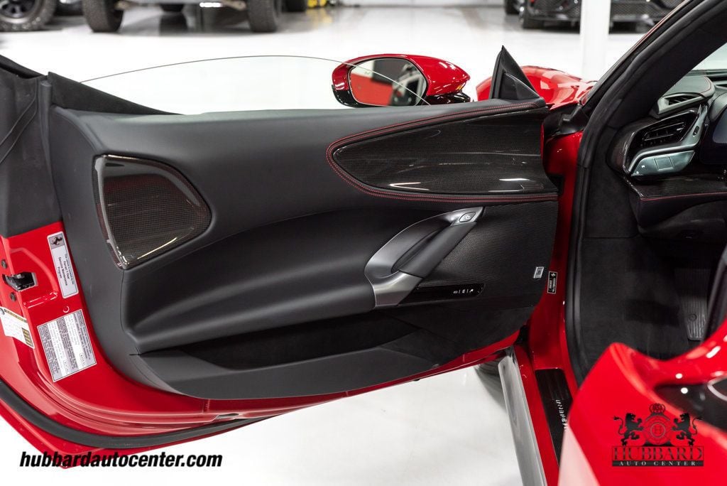 2024 Ferrari SF90 Spider photo 18