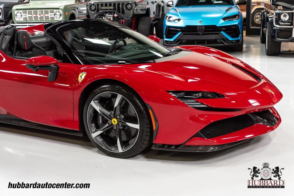 2024 Ferrari SF90 Spider photo 35