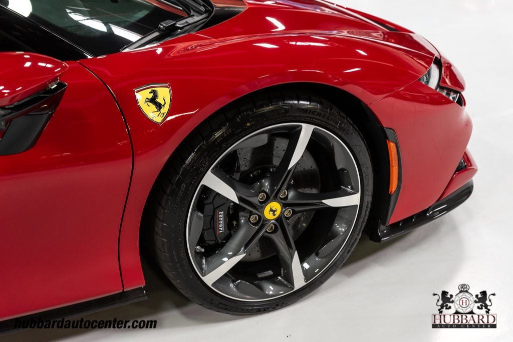 2024 Ferrari SF90 Spider photo 37