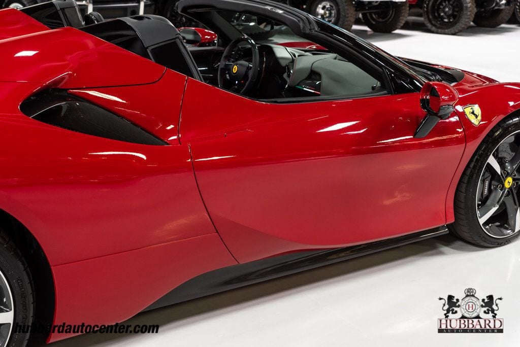 2024 Ferrari SF90 Spider photo 44