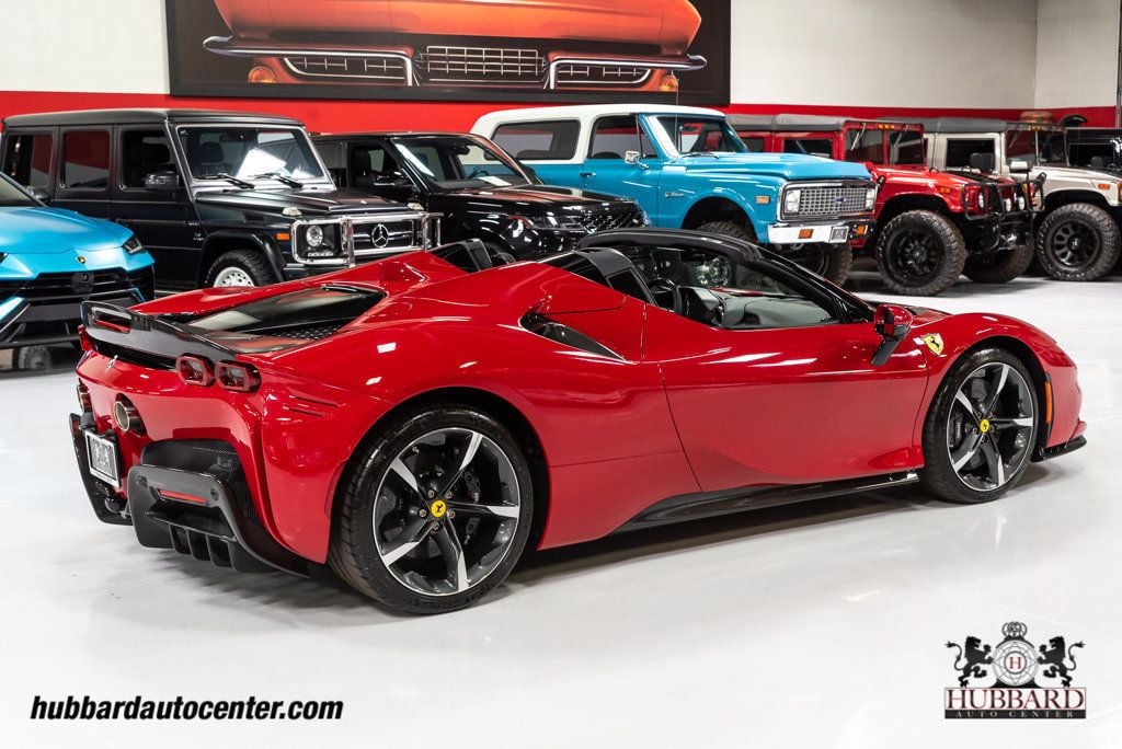 2024 Ferrari SF90 Spider photo 7