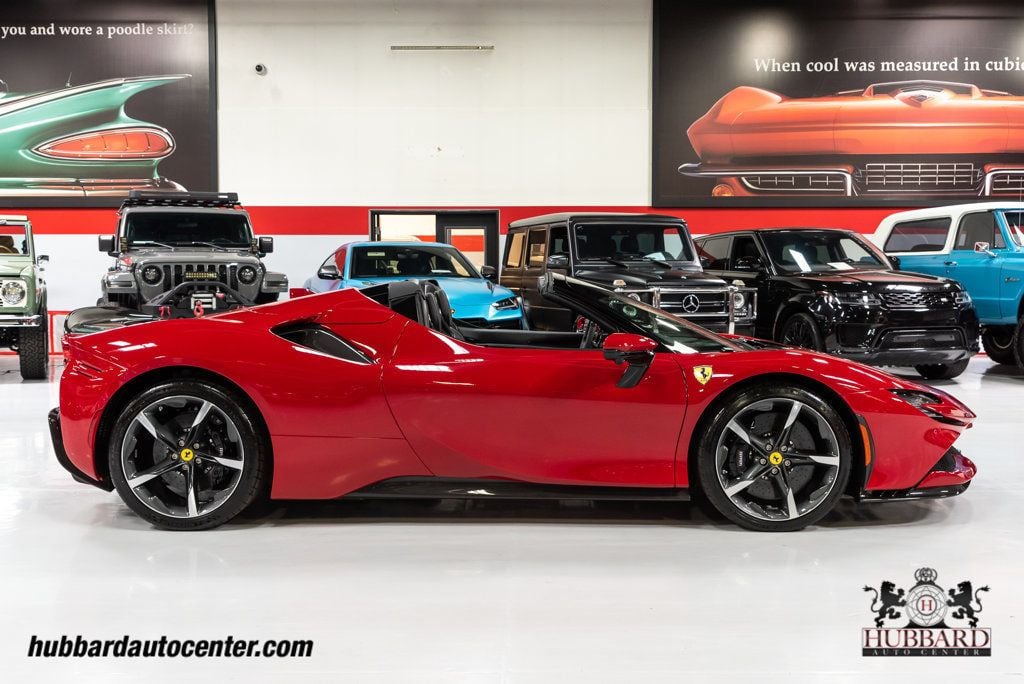 2024 Ferrari SF90 Spider photo 8