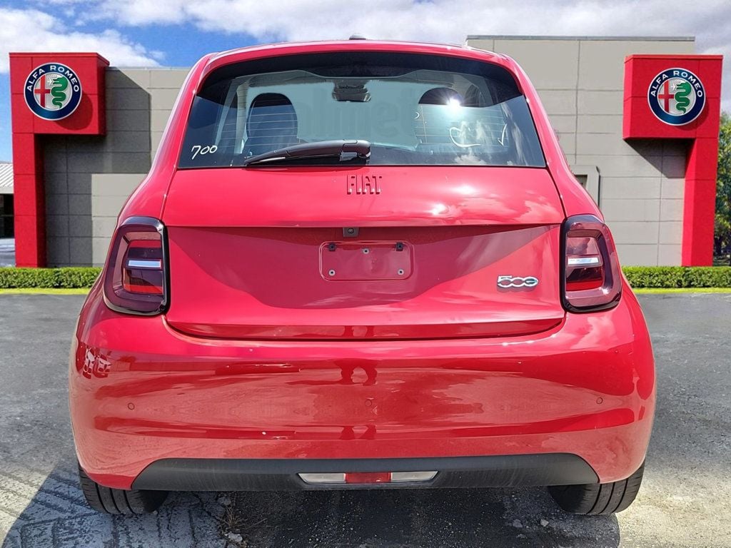 2024 FIAT 500e  - 22547663 - 4