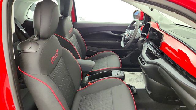 2024 FIAT 500e INSPI(RED) FWD - 23032648 - 21
