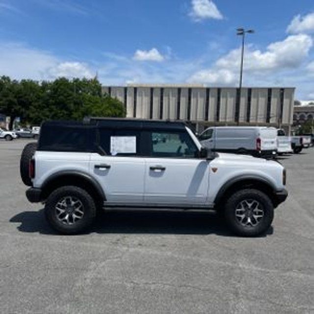 2024 Ford Bronco Badlands - 23021292 - 14