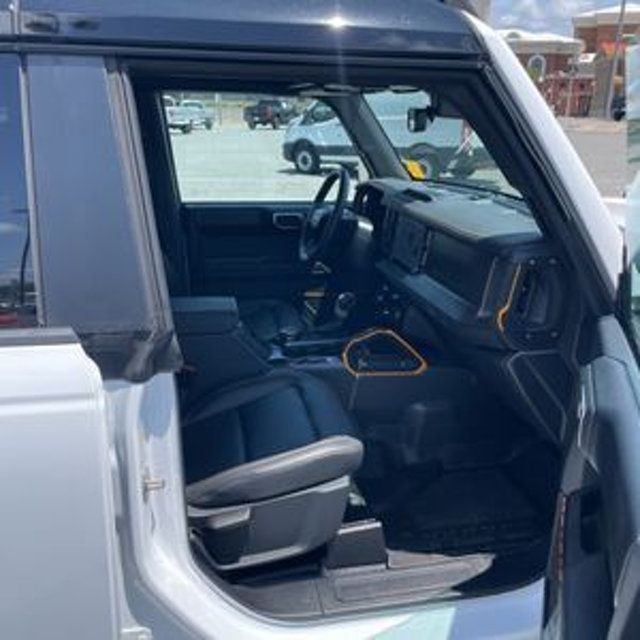 2024 Ford Bronco Badlands - 23021292 - 25