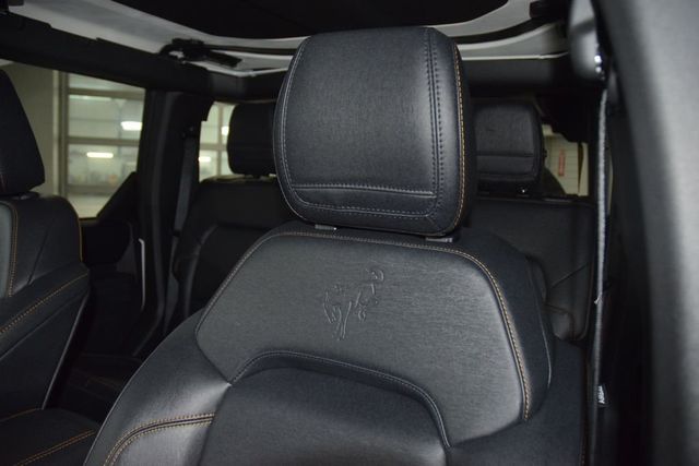 2024 Ford Bronco Badlands - 23021292 - 38