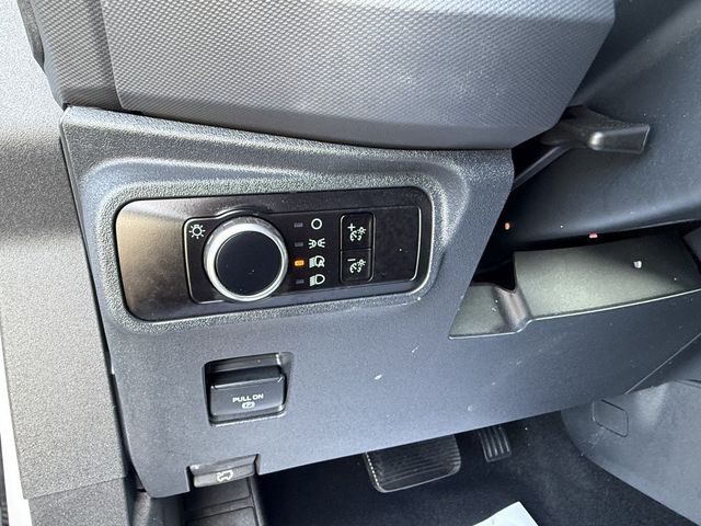 2024 Ford Bronco Badlands 4 Door Advanced 4x4 w/ Sasquatch Pkg & Hard/Soft Tops - 23097935 - 9