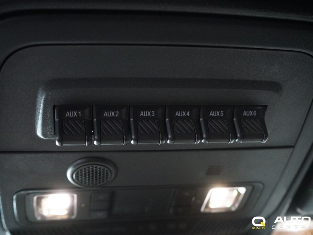 2024 Ford Bronco Black Diamond 2 Door 4x4 - 22879019 - 31