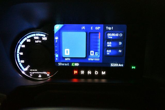 2024 Ford Bronco Black Diamond 2 Door 4x4 - 23006203 - 37