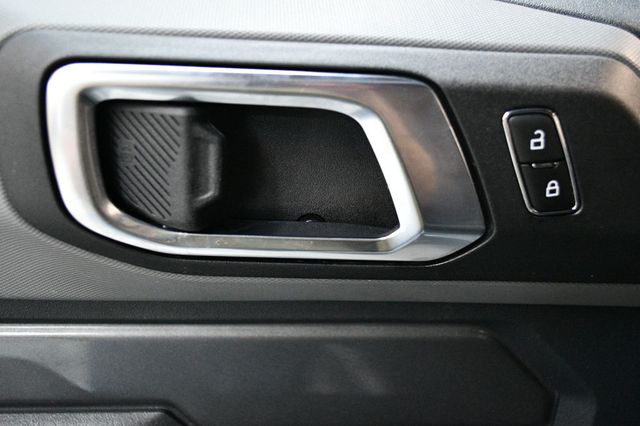2024 Ford Bronco Black Diamond 2 Door 4x4 - 23006203 - 68