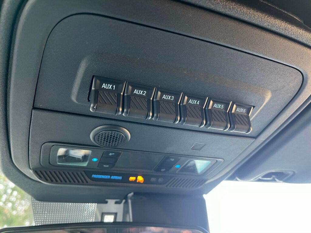 2024 Ford Bronco Black Diamond Edition Bronco - 22974878 - 12