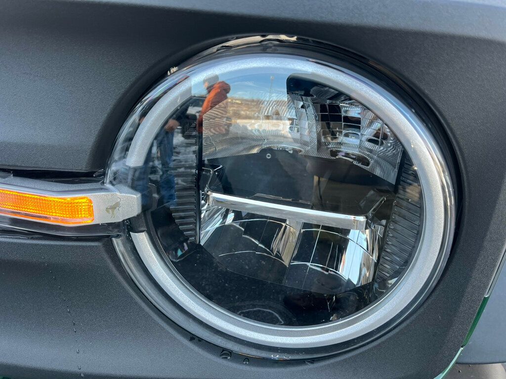 2024 Ford Bronco Black Diamond Edition Bronco - 22974878 - 25