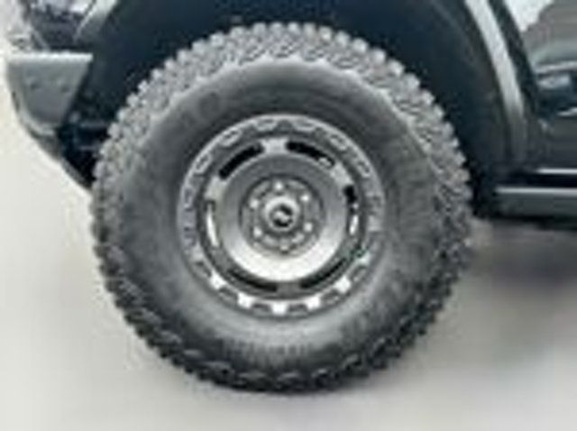 2024 Ford Bronco Everglades - 23029067 - 13