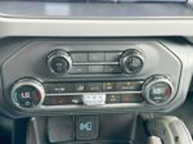 2024 Ford Bronco Everglades - 23029067 - 19
