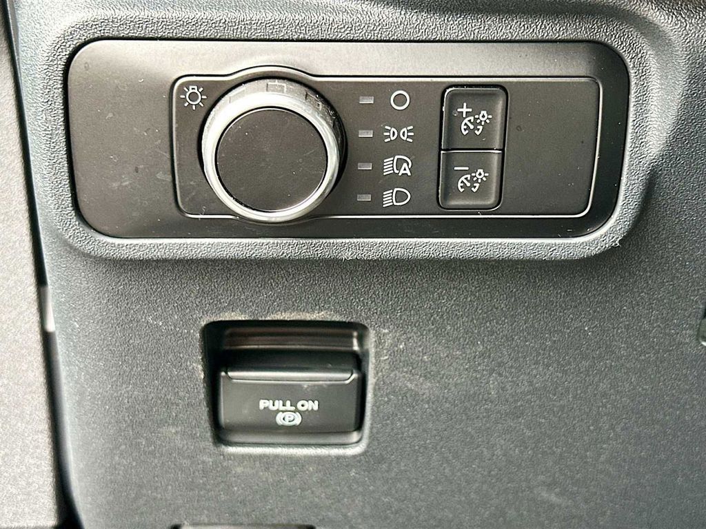 2024 Ford Bronco Everglades - 23029067 - 22