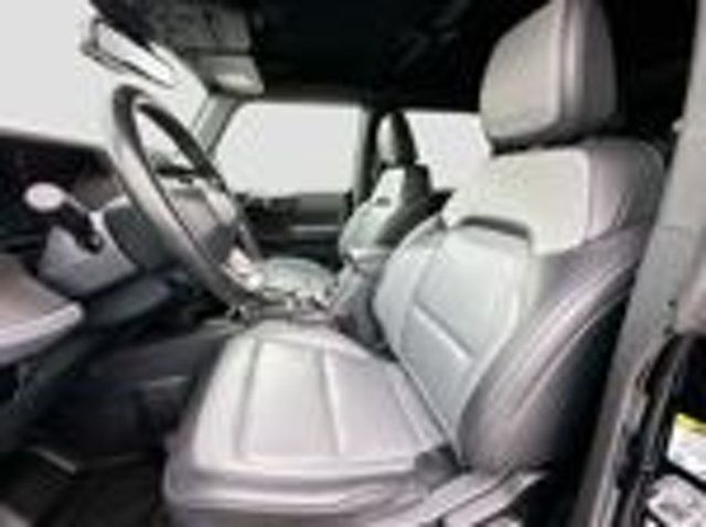 2024 Ford Bronco Everglades - 23029067 - 24