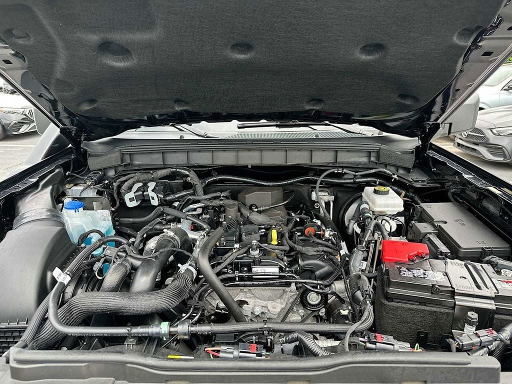 2024 Ford Bronco Everglades - 23029067 - 8