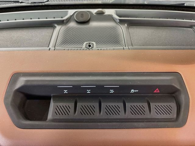 2024 Ford Bronco Outer Banks 4 Door 4x4 - 23075104 - 21