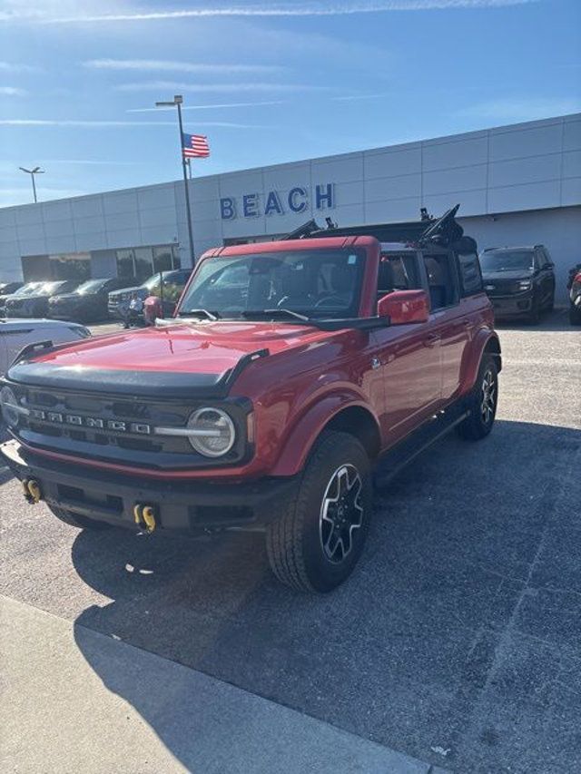 2024 Ford Bronco Outer Banks 4 Door 4x4 - 23023076 - 8