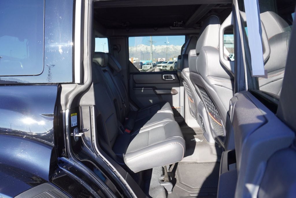 2024 Ford Bronco RAPTOR - 22960341 - 17
