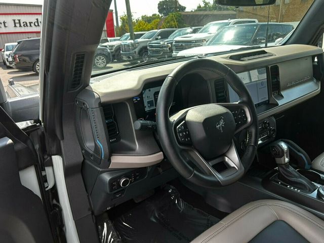 2024 Ford Bronco WildtrakSeries/LuxPkg/AdaptiveCruiseControl/HeatedLeatherSeats - 22910855 - 10