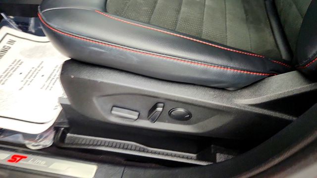 2024 Ford Edge ST-Line AWD w/ Panoramic Vista Roof & Heated Wheel - 23087213 - 11