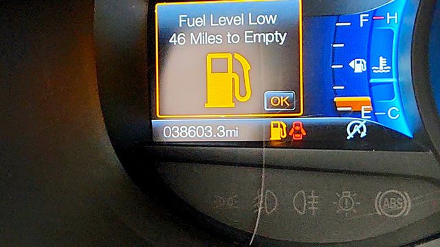 2024 Ford Edge ST-Line AWD w/ Panoramic Vista Roof & Heated Wheel - 23087213 - 14