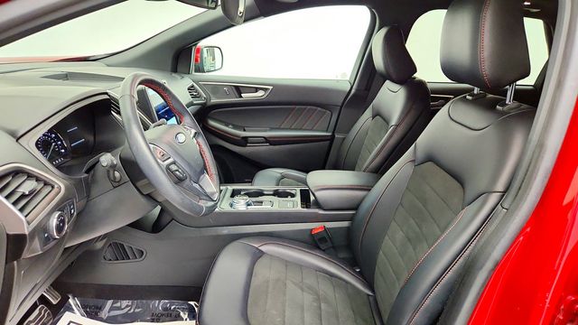 2024 Ford Edge ST-Line AWD w/ Panoramic Vista Roof & Heated Wheel - 23087213 - 17