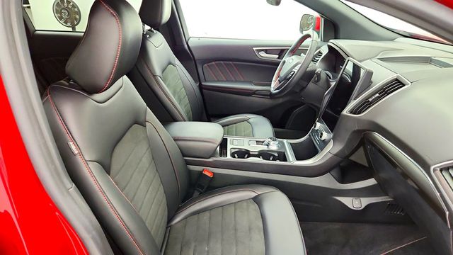 2024 Ford Edge ST-Line AWD w/ Panoramic Vista Roof & Heated Wheel - 23087213 - 21