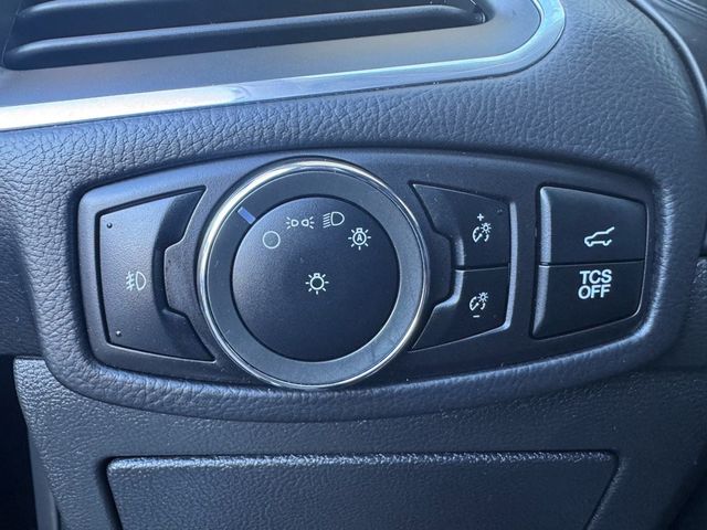 2024 Ford Edge Titanium - 22959890 - 17