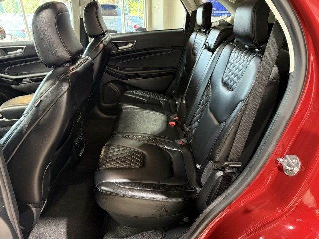 2024 Ford Edge Titanium photo 23